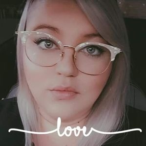 Meet your Posher, Ariel